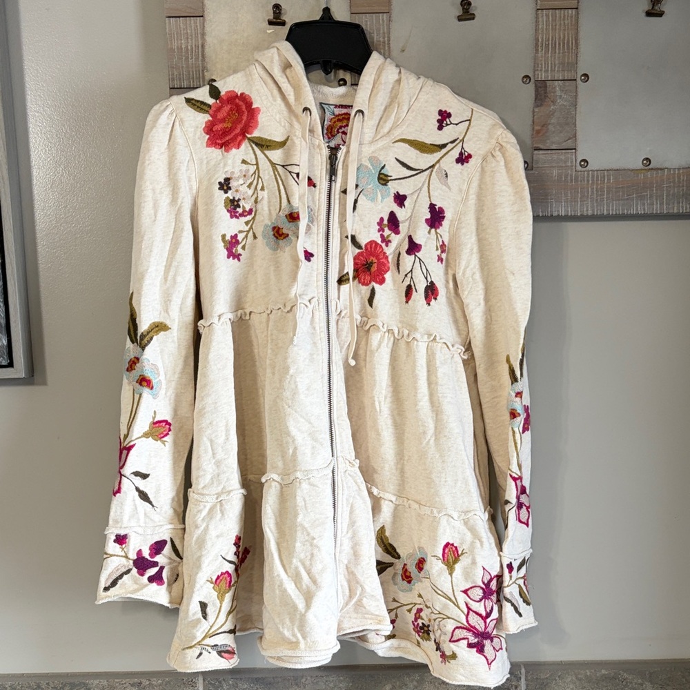 Johnny Was Ivory Zip Up Hooded Sweatshirt with Embroidered Floral design XS